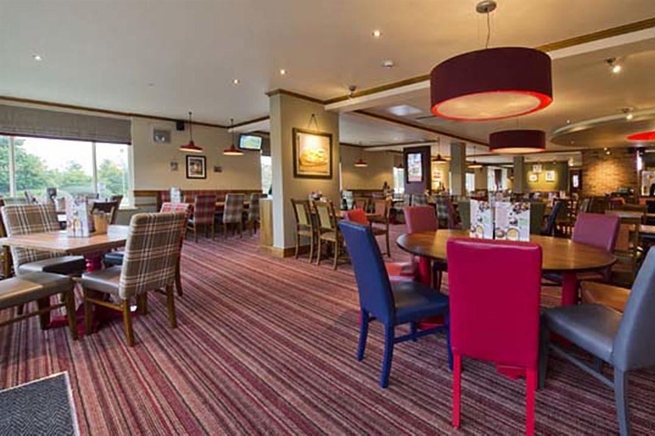 Premier Inn Sheffield/Barnsley Eksteriør bilde