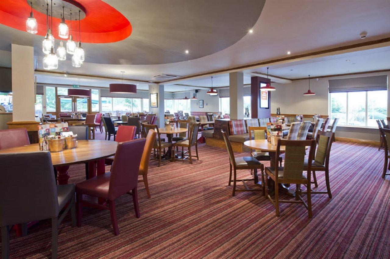 Premier Inn Sheffield/Barnsley Eksteriør bilde