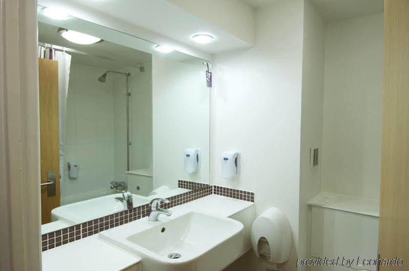 Premier Inn Sheffield/Barnsley Eksteriør bilde